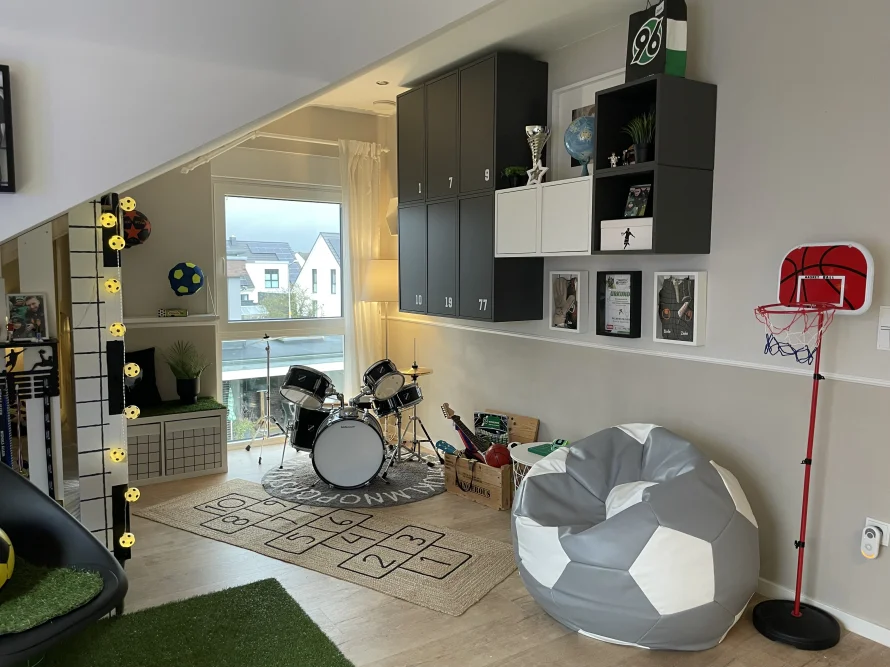 Spielzimmer auf dem Dachboden