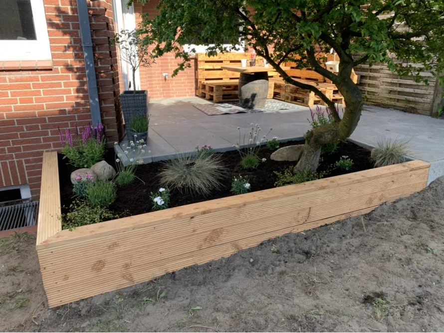 Hochbeet aus Holz
