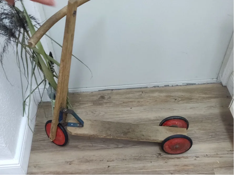 Alter Holzroller