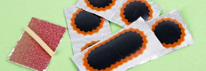 Fahrradflicken und Schleifpapier