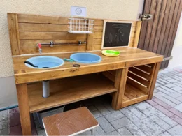 Spielküche aus Holz