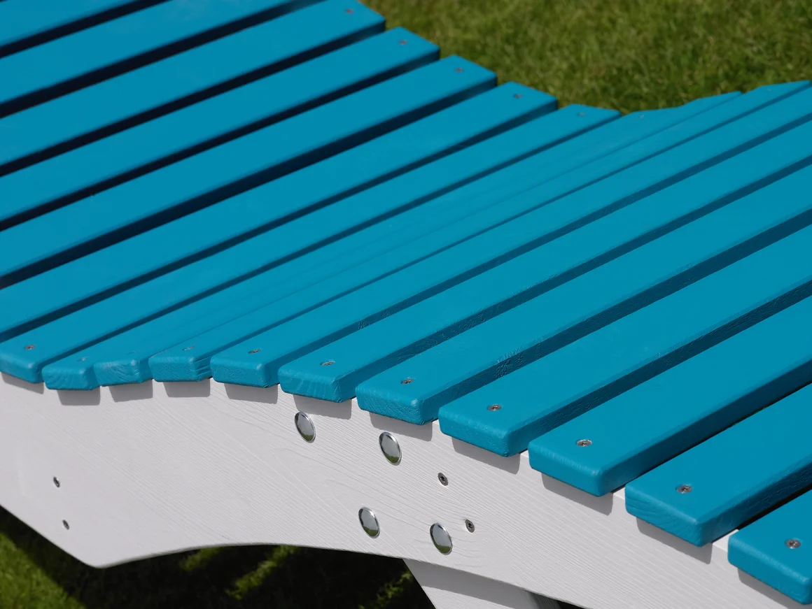 Blaue Holzlatten