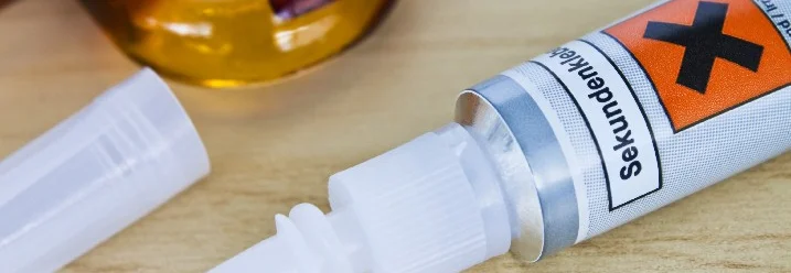 Tube Sekundenkleber