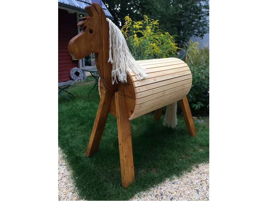 Holzpferd