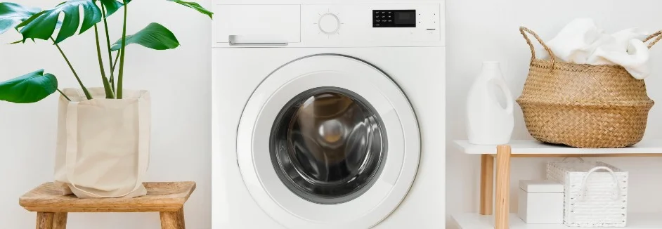 Waschmaschine mit Wäschekorb