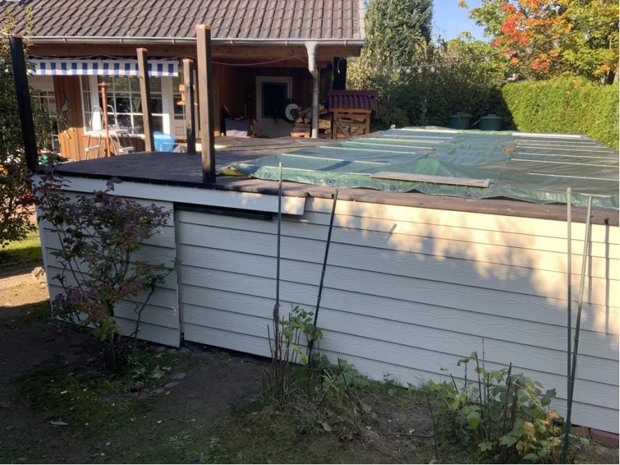 Gartenhaus mit Pool Abdeckung